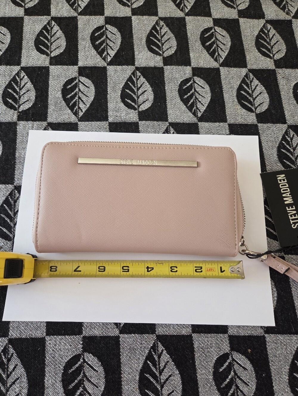 Beige Steve Madden Wristlet Wallet - Modern Style - Picture 2 of 4